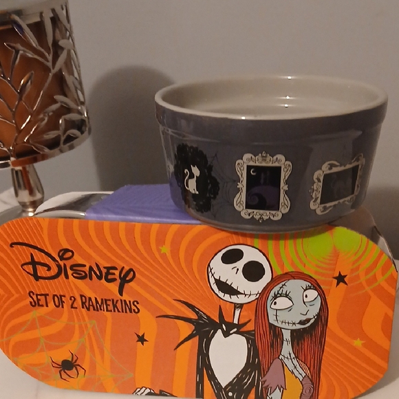 Disney Nightmare Before Christmas Black / Gray Ramekins Set Of 2. - Picture 2 of 7